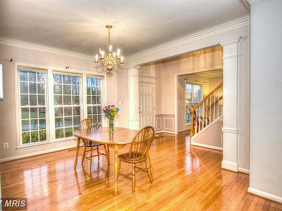 3rd image of 177 Campus Lakes Ct