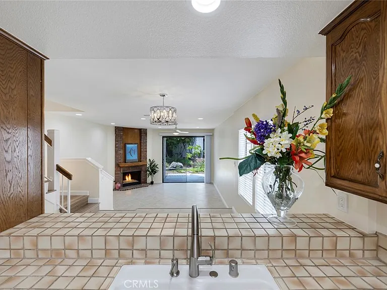 319 Molokai Dr — Photo 21