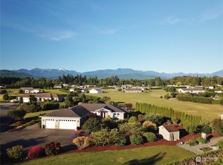 267 Livengood Ln, Sequim, WA 98382