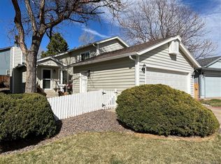 651 Longfellow Ln, Highlands Ranch, CO 80126