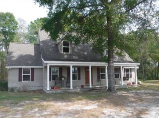 207 Elliott Rd, Waynesville, GA 31566