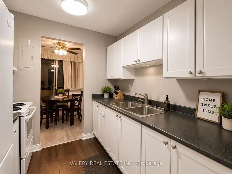 365 Geneva St #206 — Photo 5