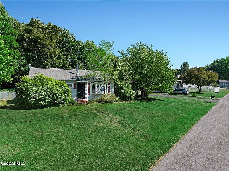 2nd image of 3 Jones Drive
