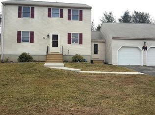 22 Old Farm Rd, Spencer, MA 01562