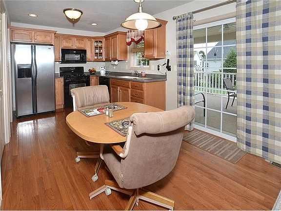 2nd image of 1806 Barneby Ct
