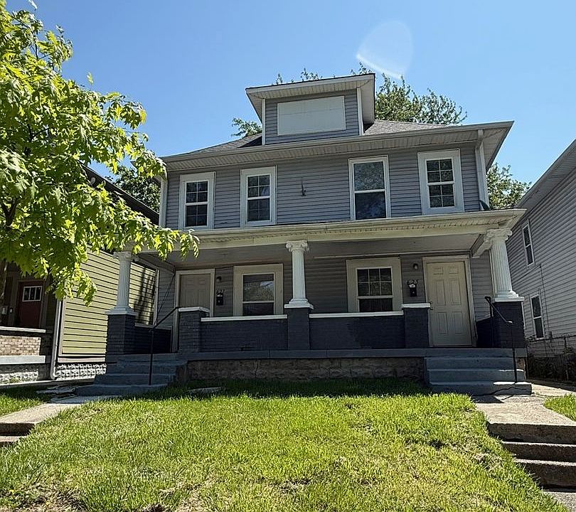 1st image of 627 N Tacoma Ave