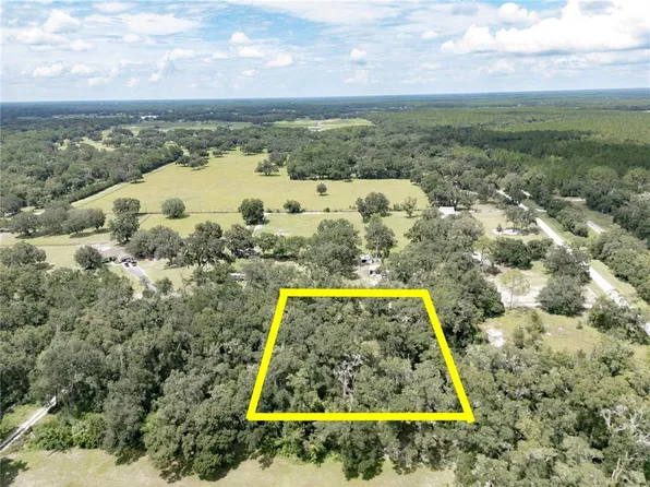 19930 SE 31st St #3, Morriston, FL 32668