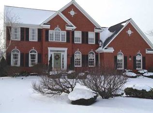 8601 Golden Rod Ct, East Amherst, NY
