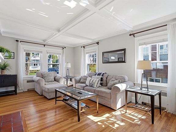4th image of 91 Hill St