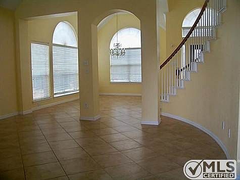4th image of 5204 Raincrest Dr