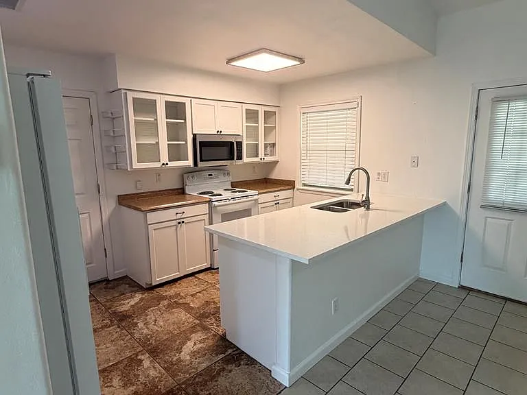133 Willow Way — Photo 5