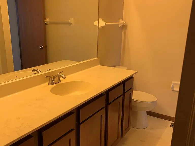 5852 Aqua Bay Dr — Photo 20