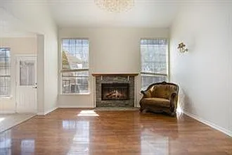 4 bed, 2984 sqft, $3,250 — Photo 2