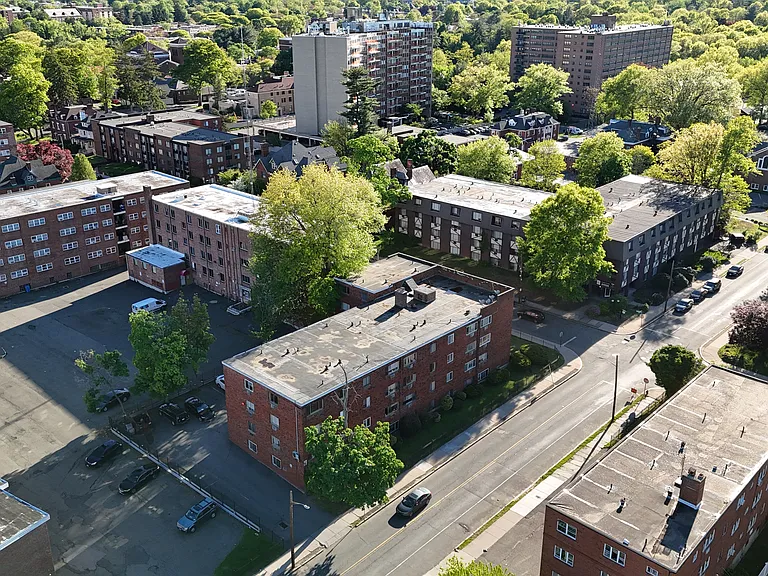 70-C07 Gillett St #C07 — Photo 8