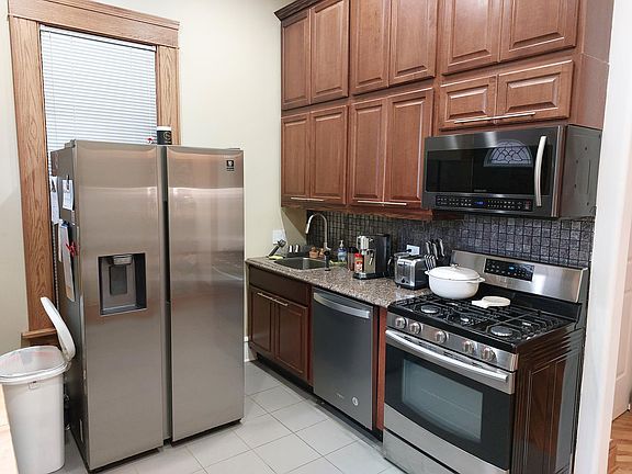 4th image of 1344 N Hoyne Ave Unit 1