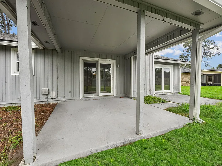 11018 Reading Rd — Photo 35