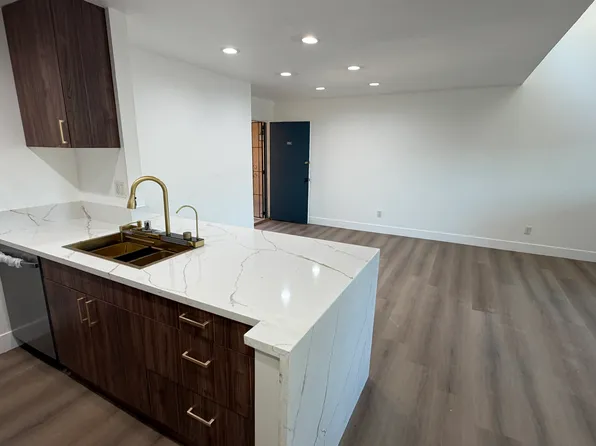 10331 Lindley Ave Unit 209, Porter Ranch, CA 91326