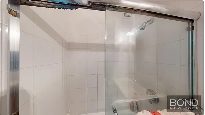 Rented by Bond New York | media 10