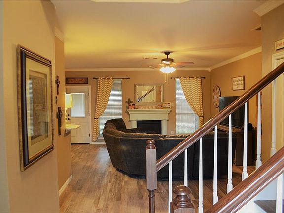 2nd image of 2637 Calloway Creek Dr