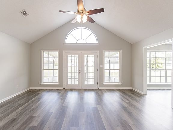 3rd image of 4248 Shadowwood Dr