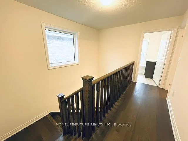 15 Wesley Brooks St — Photo 15