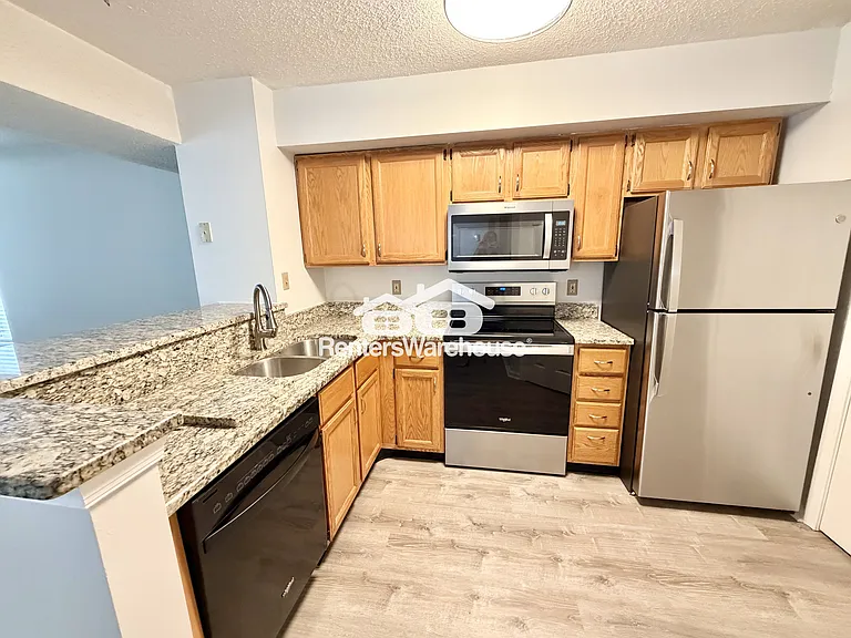 2510 Airy Hill Cir #A — Photo 8