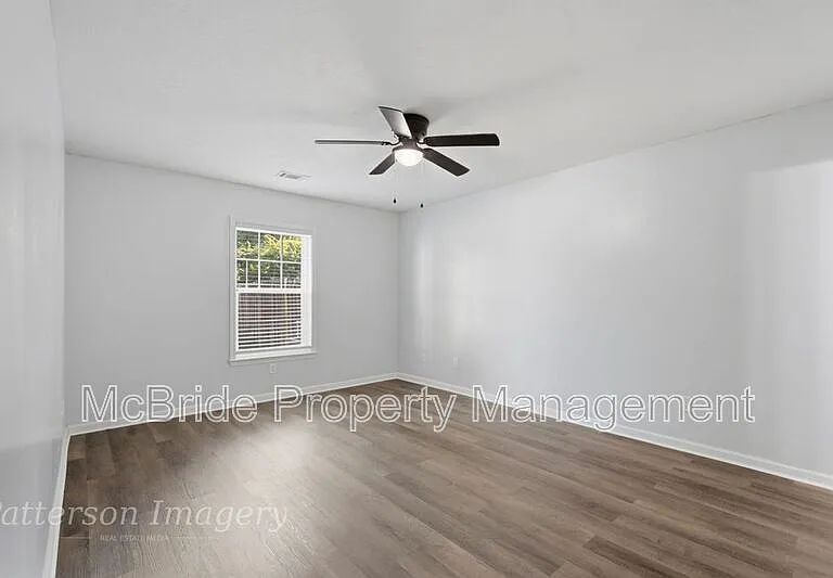 1217 Longpoint Dr — Photo 13