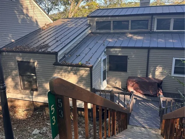 53 Oak Point Dr, Eureka Springs, AR 72631