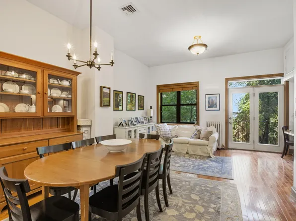 255 West 70th Street image 4 of 10