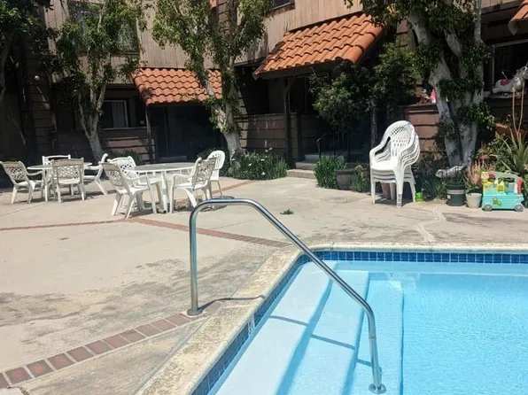 9414 Moonbeam Ave Unit 12, Panorama City, CA 91402