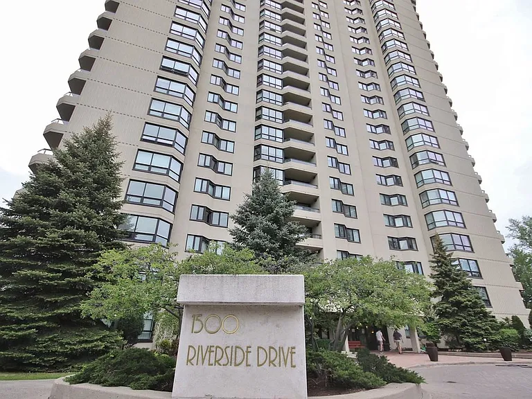 1500 Riverside Dr #1902 — Photo 1