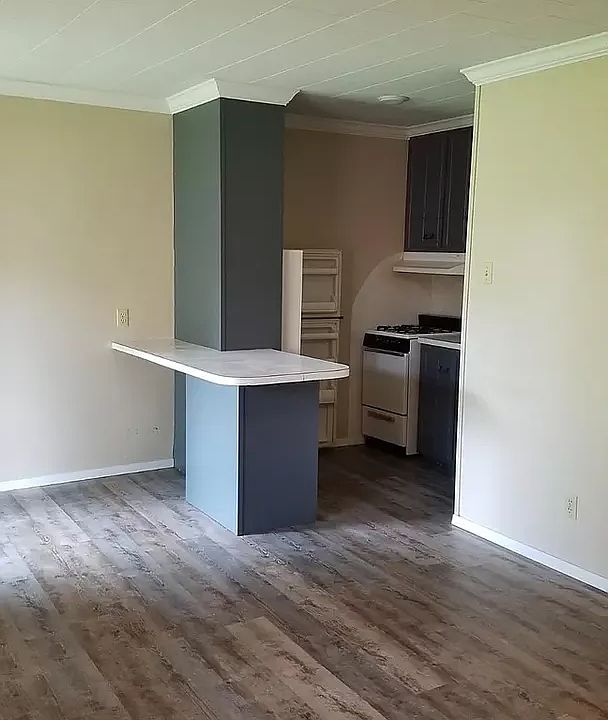 1st image of 1423 Lynn St APT E
