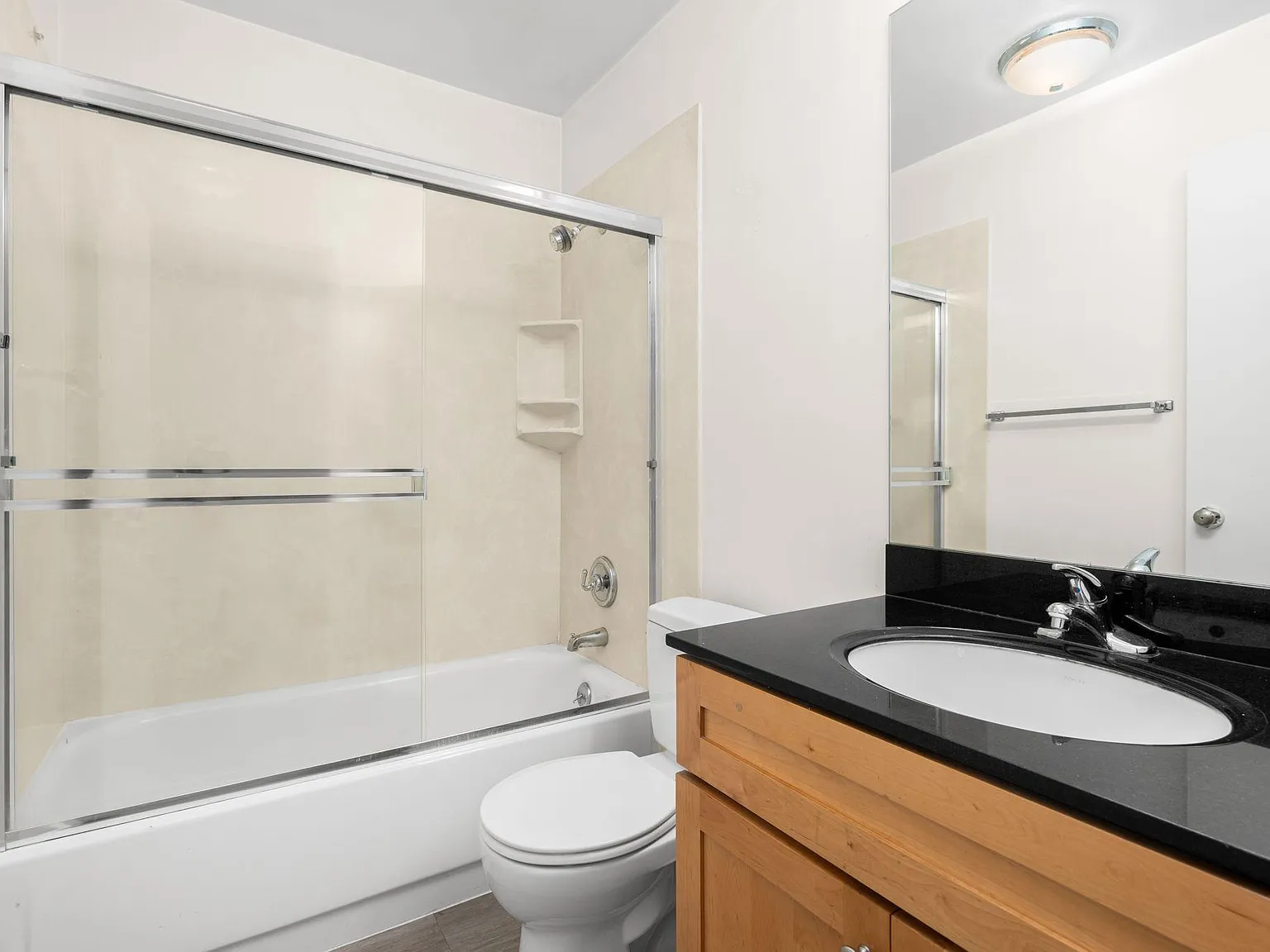 1 bed, 680 sqft, $2,000 — Photo 4