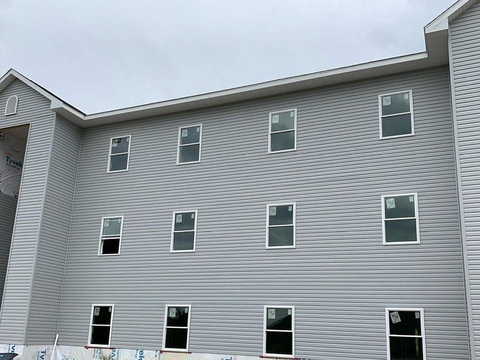 2nd image of 215 Kenlee Dr