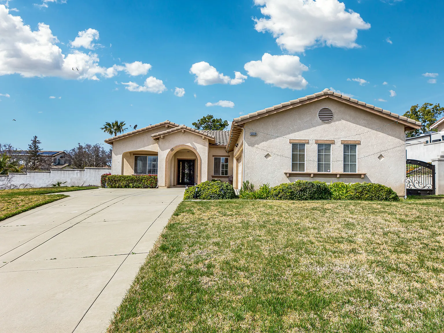 5550 Cheyenne Ct — Photo 3
