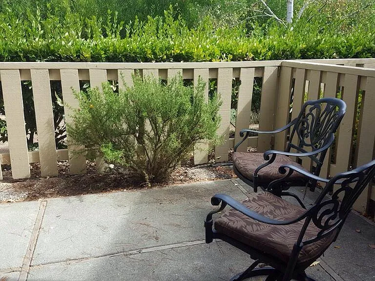 9 Wordsworth Ct — Photo 5