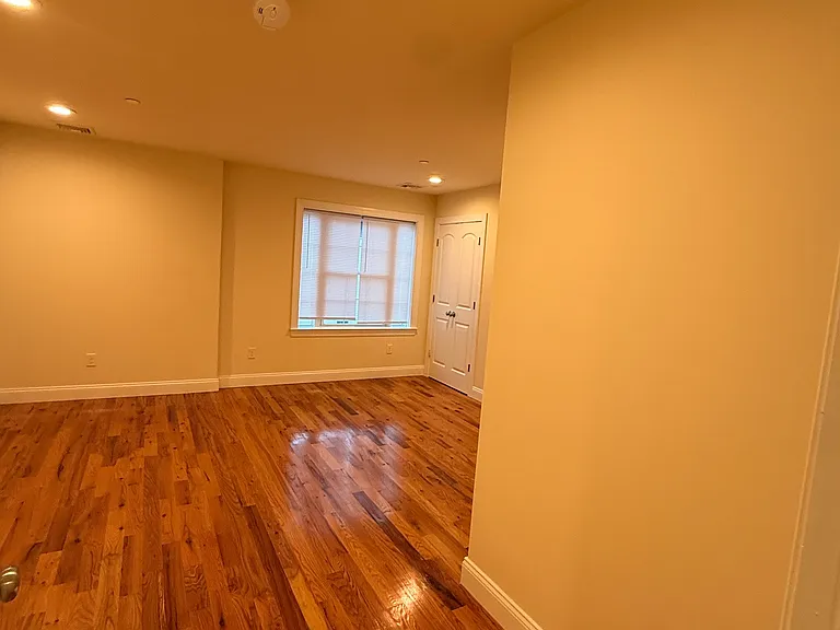 90 Ludlow St #2 — Photo 24