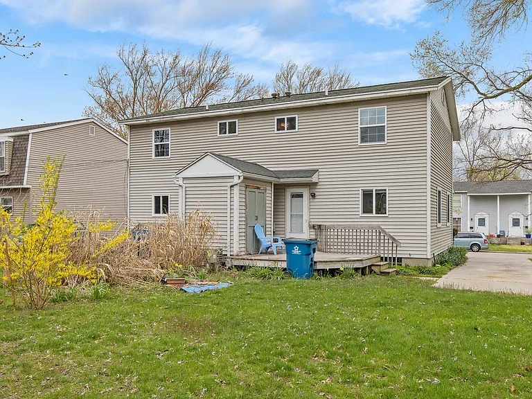 1644 Pennoyer Ave — Photo 20