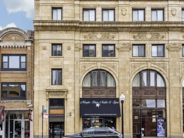 3325 N Lincoln Ave APT 202, Chicago, IL 60657