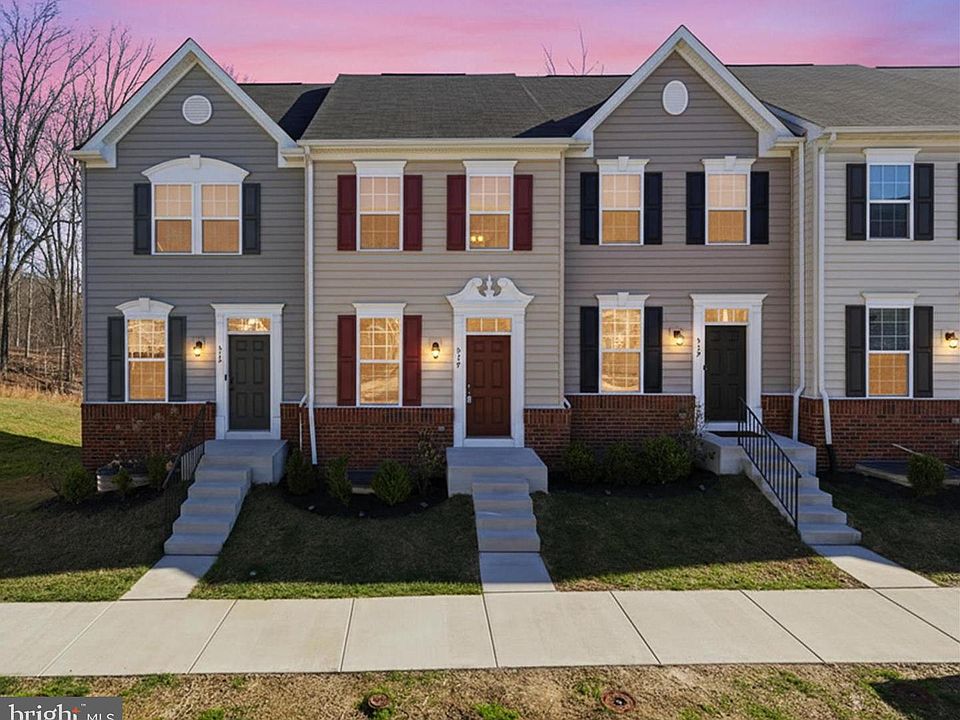 1st image of 517 View Point Way