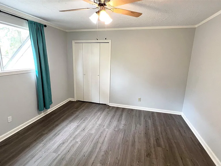 803 Glen Hollow Dr — Photo 19