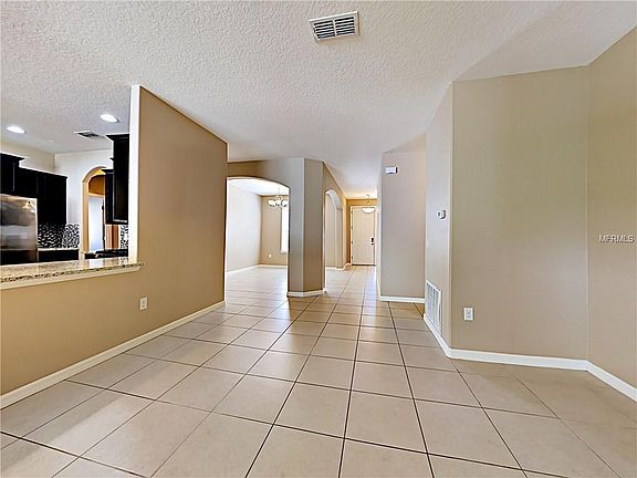 5th image of 516 Morgan Wood Dr