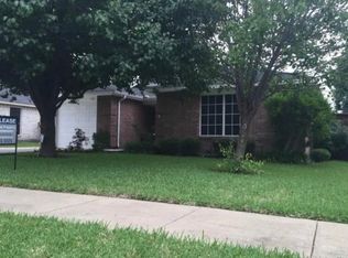 231 Woodhill St, Mesquite, TX 75181