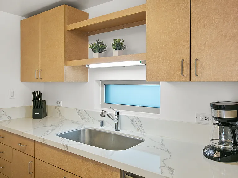 425 W Beech St #526 — Photo 16