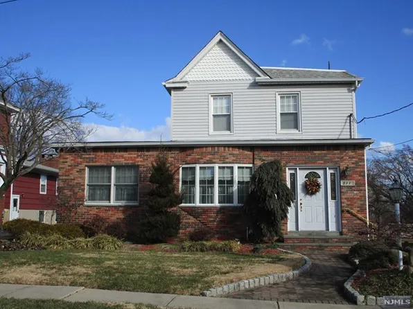 511 Page Ave, Lyndhurst, NJ 07071
