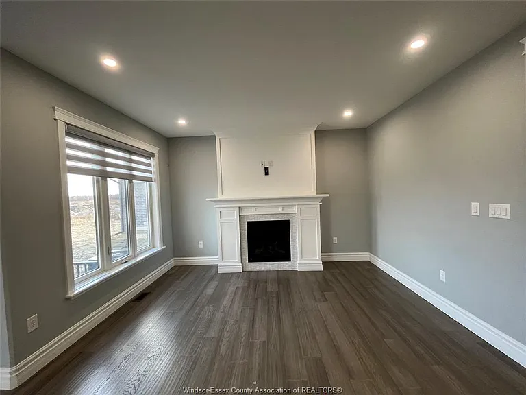 365 Christine Ave — Photo 12