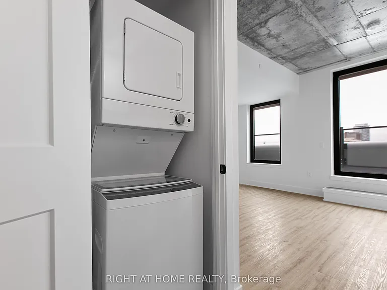 377 Winona Ave #502 — Photo 5