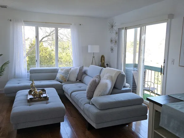 219 South Broad Street APT N112, Meriden, CT 06450