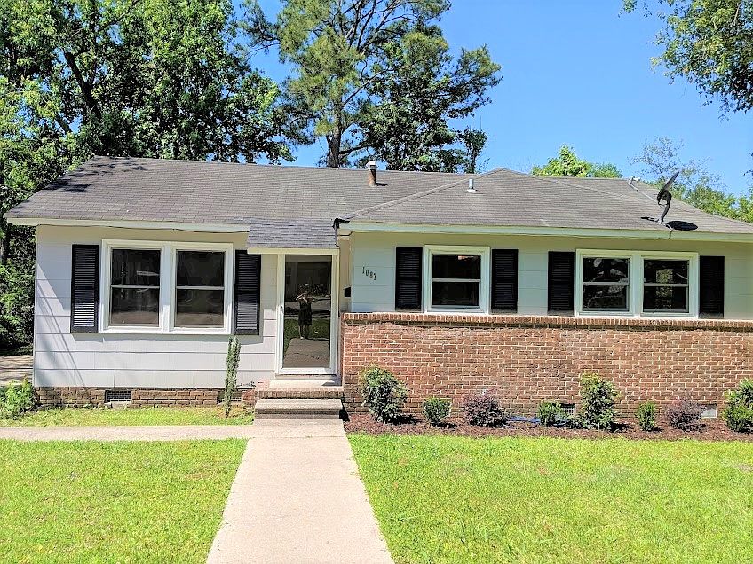 1st image of 1087 Buist Ave