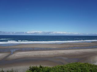2555 NW Inlet Ave, Lincoln City, OR 97367